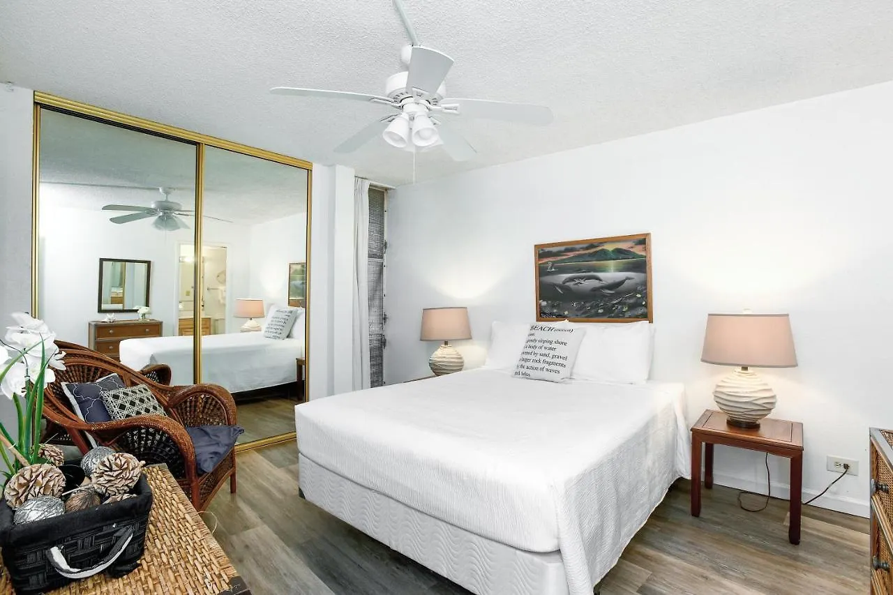 Island Sands Resort 302 Wailuku USA